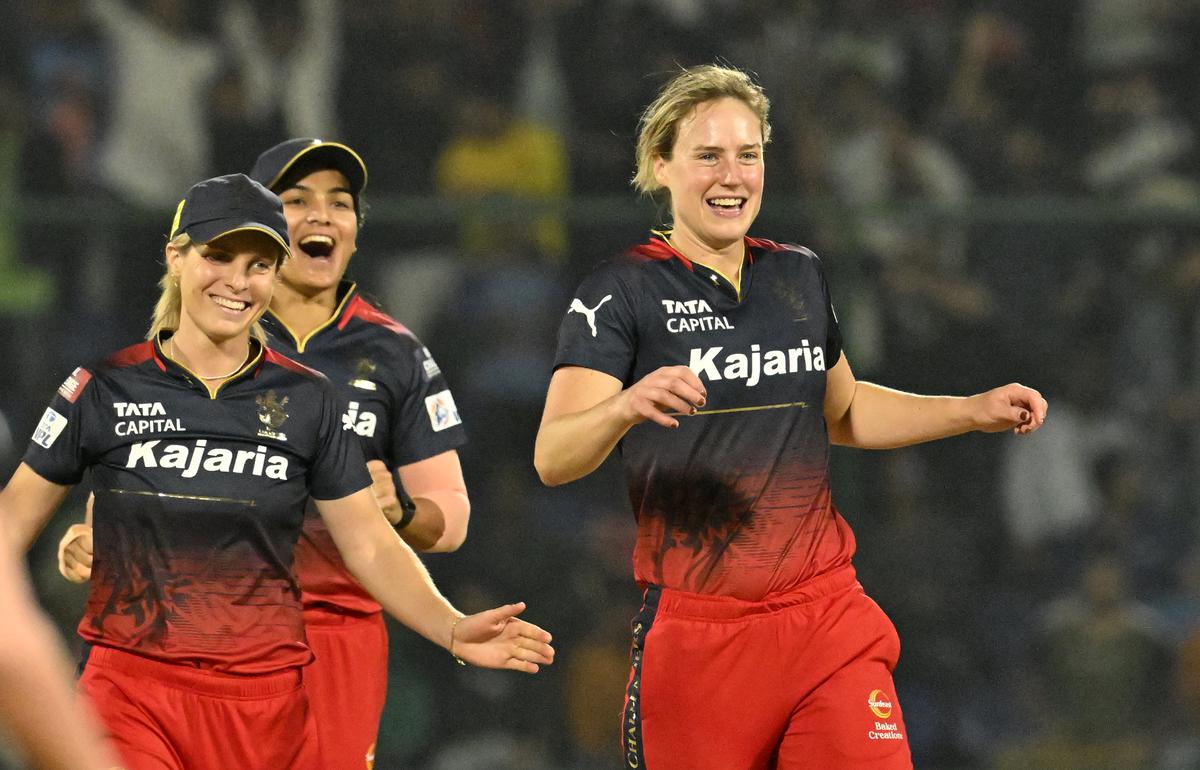 Royal Challengers Bangalore’s Ellyse Perry in action against Mumbai Indians.