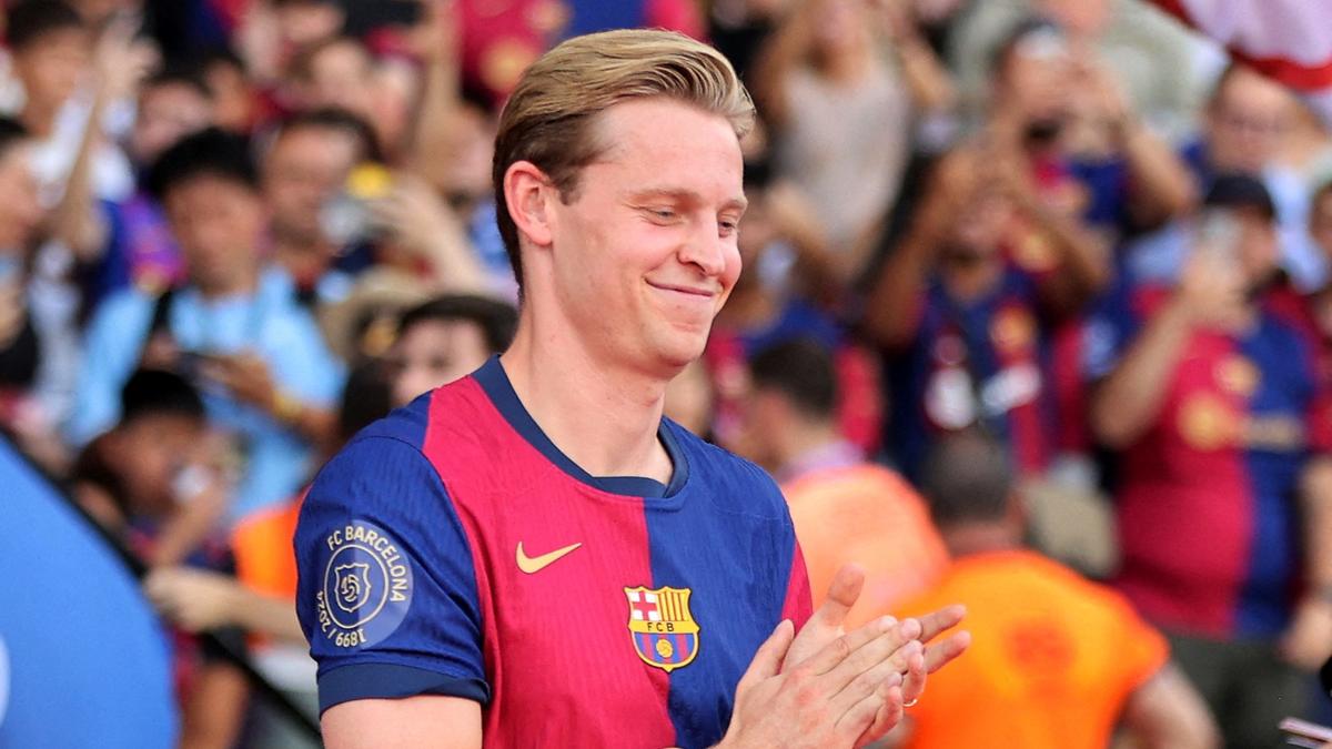 La Liga 2024-25: Barca’s De Jong must fight for first-team action, says Flick