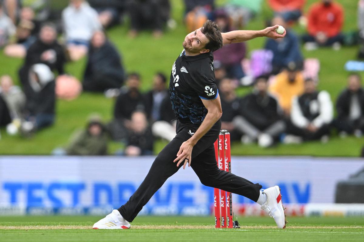 Jacob Duffy foi contratado pelo atual campeão RCB no mini leilão IPL 2026.