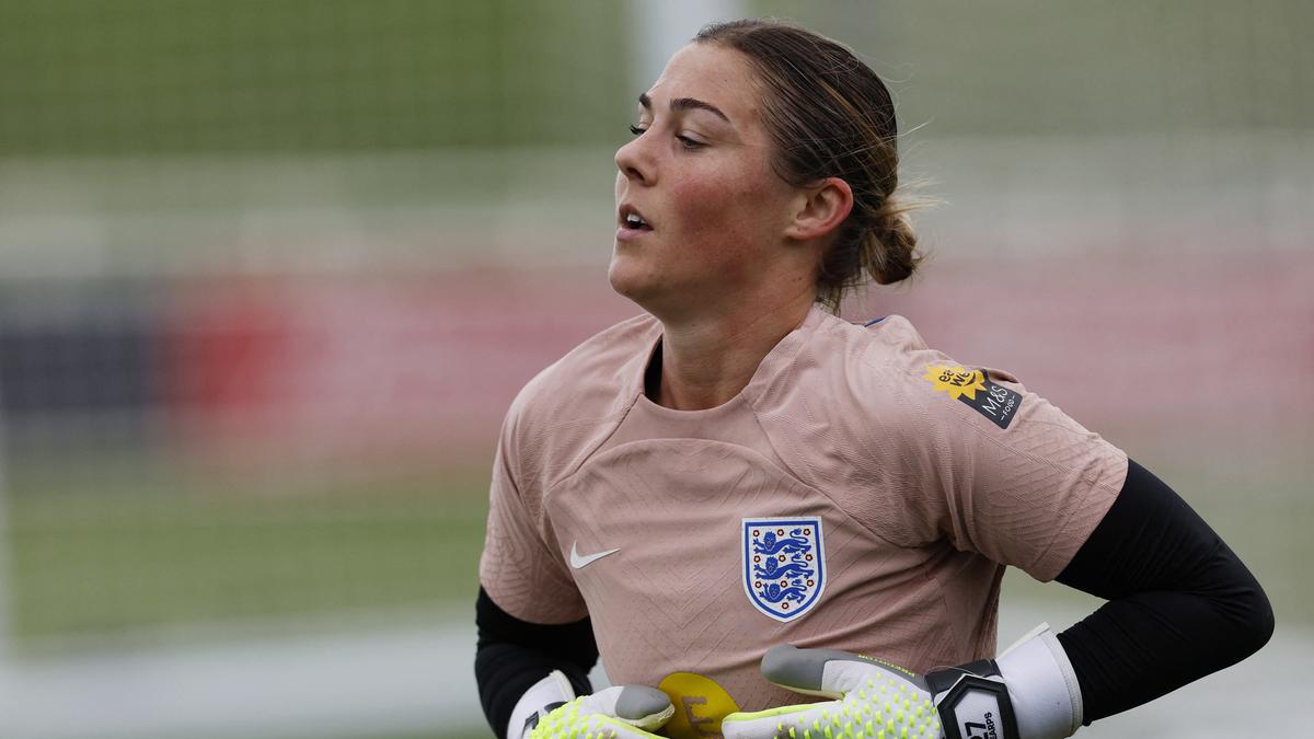 Manchester United goalkeeper Earps wins England Women’s Player of the Year