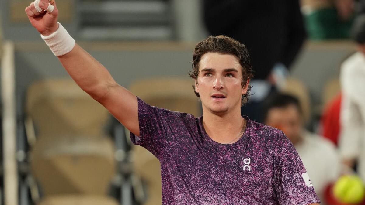 French Open 2026: Brazilian teen Fonseca beats Ruud to reach quarterfinals