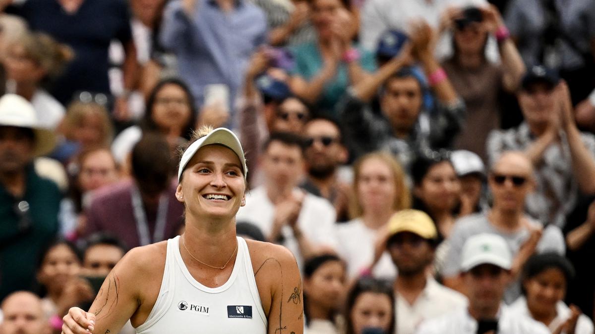 Wimbledon 2023: Vondrousova comes through roller-coaster clash with Pegula to reach semis