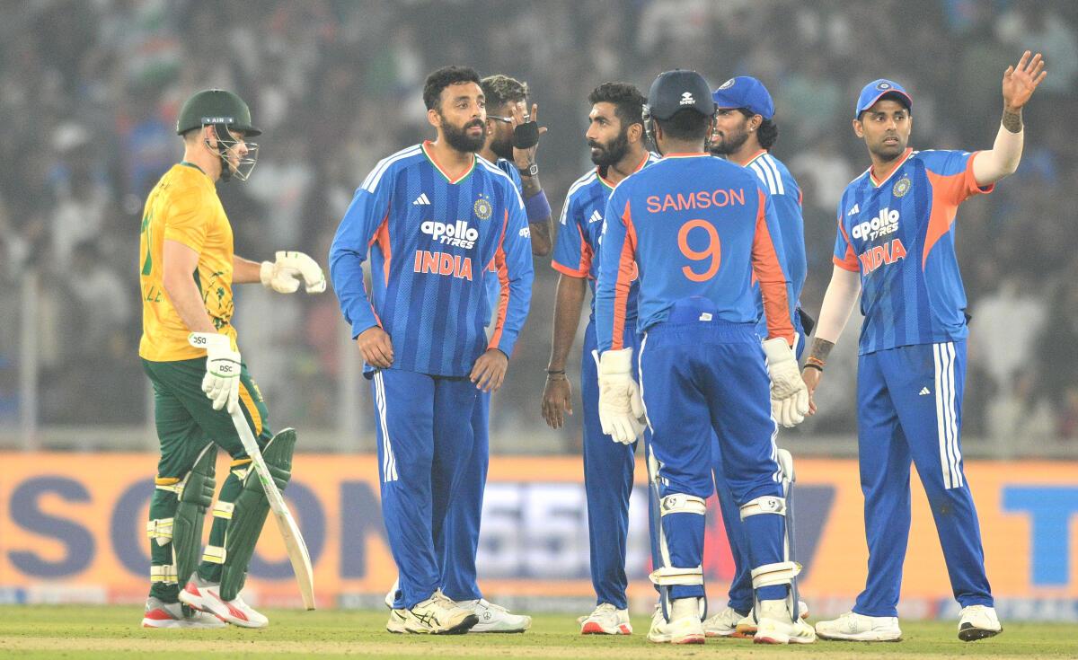 Varun Chakravarthy (4/53) pulled the rug from under the South African chase.