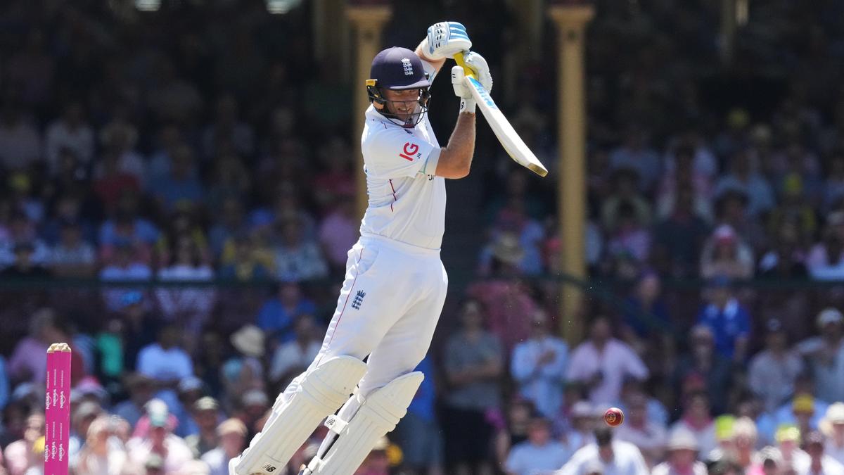 Ashes 2025-26: Head hits back for Australia after Root’s majestic 160