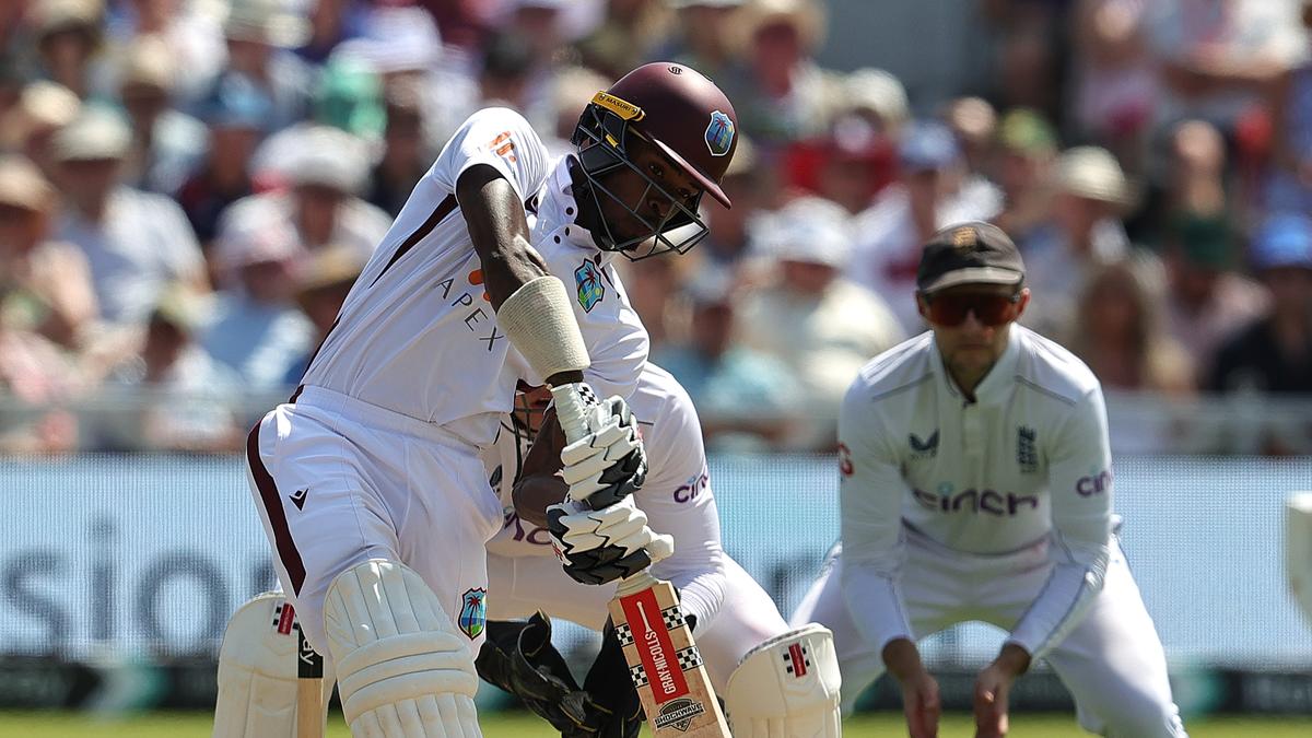 ENG vs WI, 2nd Test, Day 2 LIVE updates: Athanaze, Hodge frustrate England; West Indies 229/3