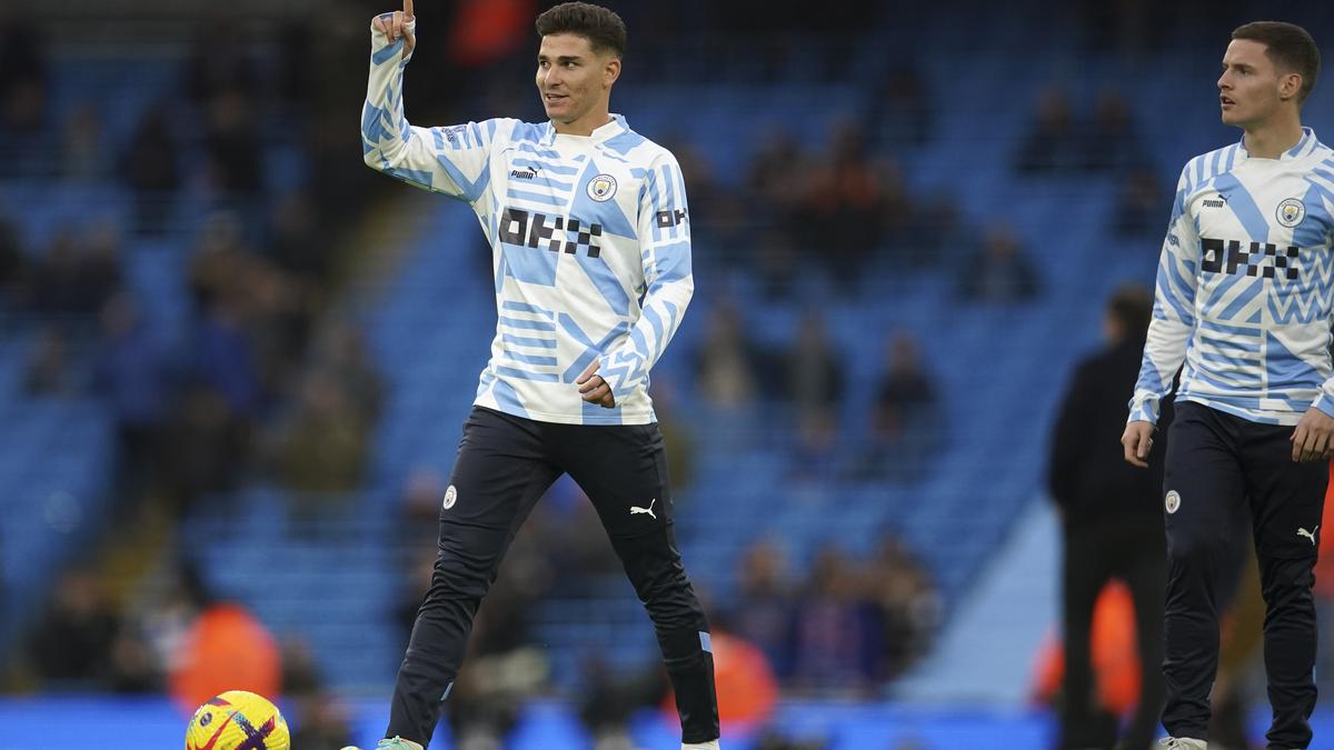 Man City vs Chelsea LIVE: Starting lineups, Haaland, De Bruyne benched, FA Cup updates