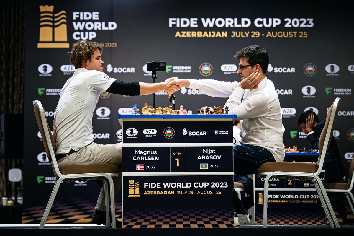 Praggnanandhaa vs Carlsen Final Highlights, Round 2 Chess World Cup 2023:  Pragg-Magnus end in draw as final heads to tiebreaks - Sportstar