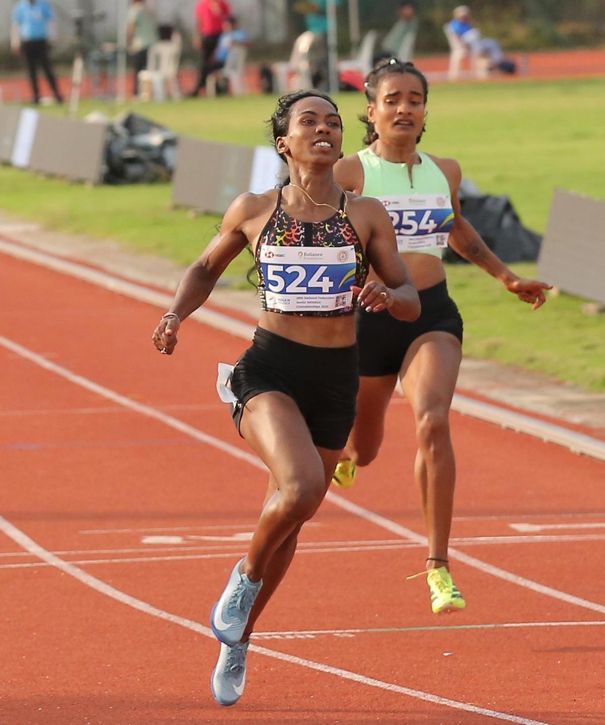 FILE PHOTO: Nithya Gandhe (524) and Abhinaya Rajarajan, the country’s top female sprinters, will compete in the 60m dash.