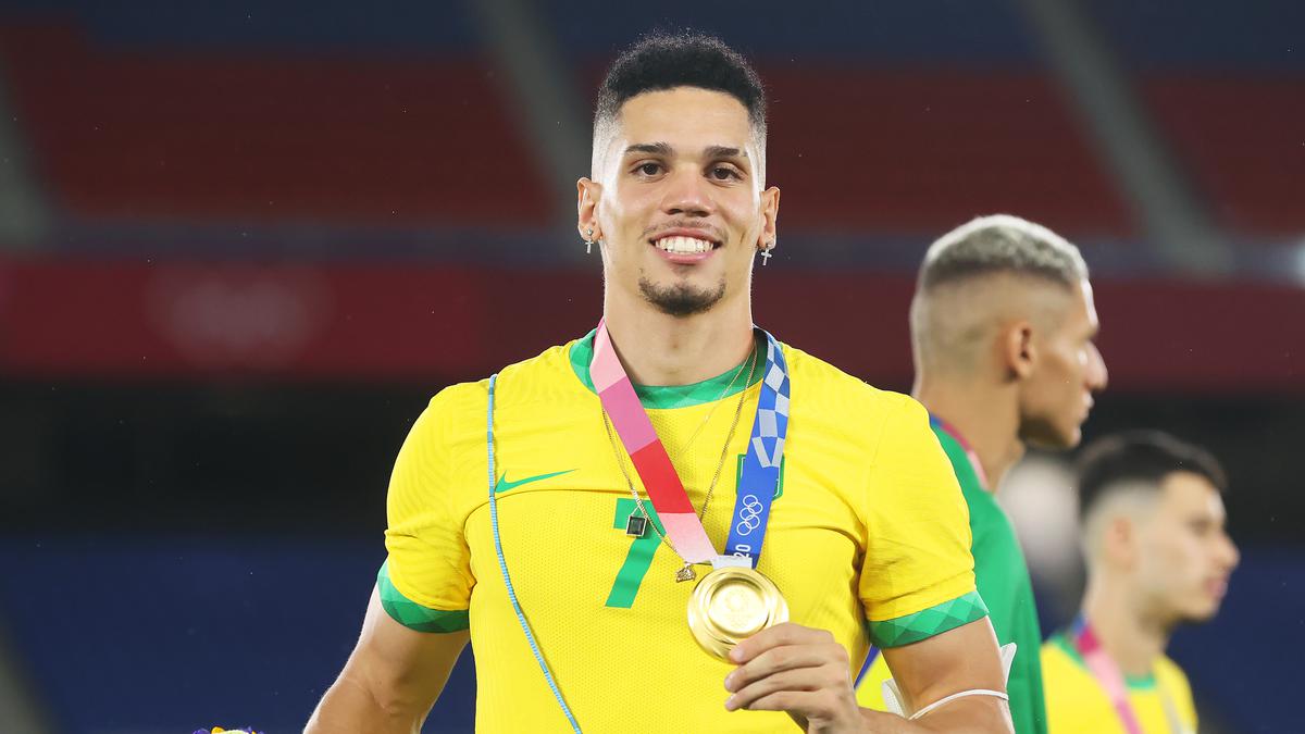 Soccer player Paulinho won't let intolerance of his Afro-Brazilian religion  stop his faith