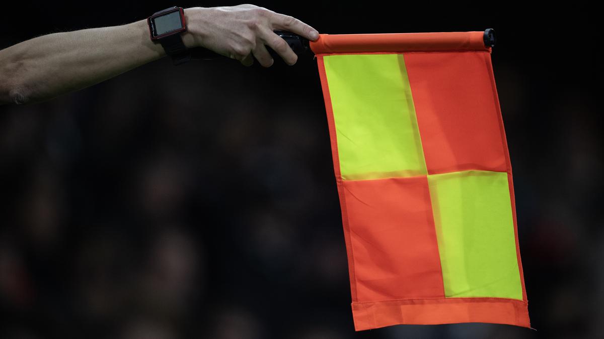 Arsène Wenger a proposé la règle du hors-jeu pour entamer un procès en Première Ligue canadienne