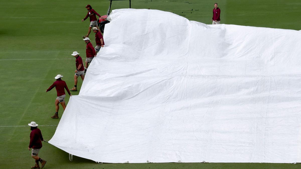 Brisbane Weather Live Updates Day 3, India vs Australia 3rd Test: Clear skies currently; rain forecast throughout the morning