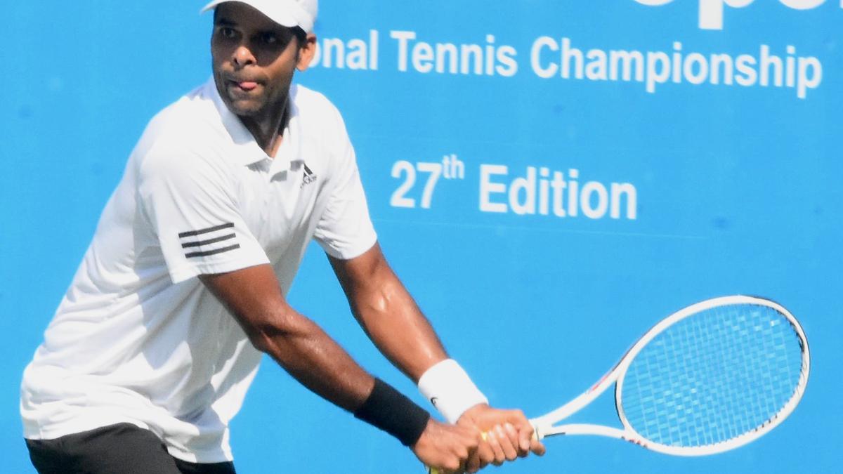 Vishnu Vardhan advances to semis of Fenesta national tennis championships