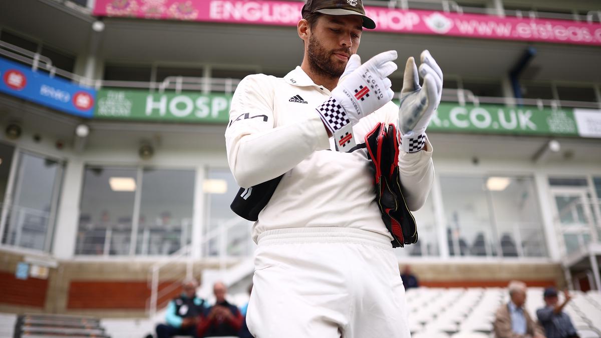 England hand Ben Foakes, Liam Livingstone first central contracts