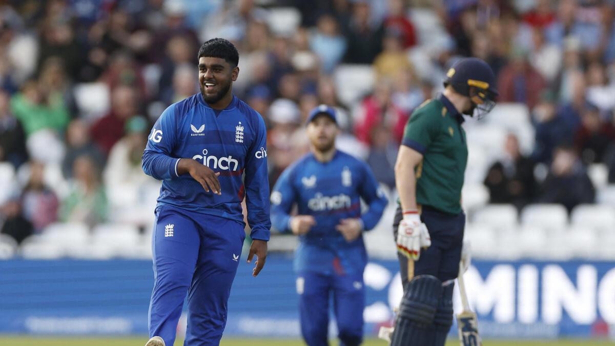 ENG vs IRE 2nd ODI: Ahmed takes four wickets as England beats Ireland by 48 runs