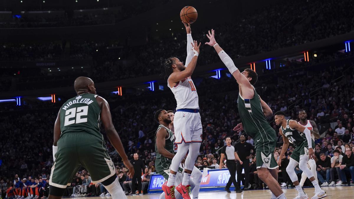 NBA Roundup: New York Knicks Snaps Milwaukee’s Seven-game Winning ...