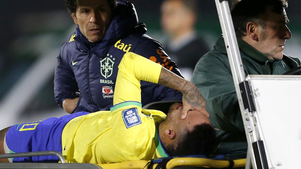 Neymar injured in Brazil’s 2-0 loss at Uruguay in World Cup qualifying