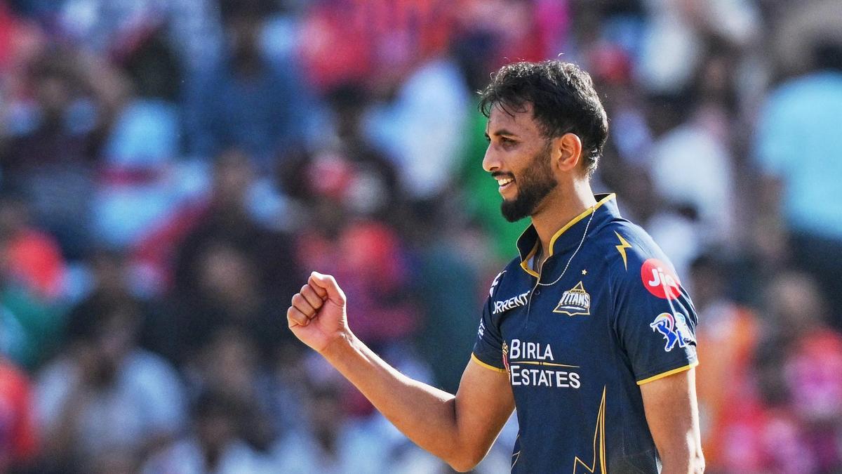 IPL 2026 Purple Cap standings — updated after RCB vs LSG; Prasidh, Kamboj tied for top spot