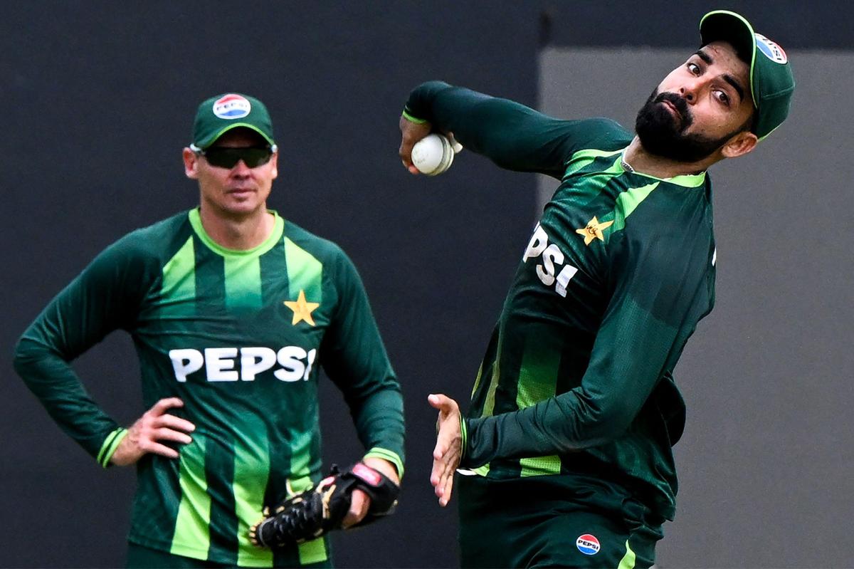 O Paquistão, que disputará todas as partidas no Sri Lanka, enfrentará a Holanda.