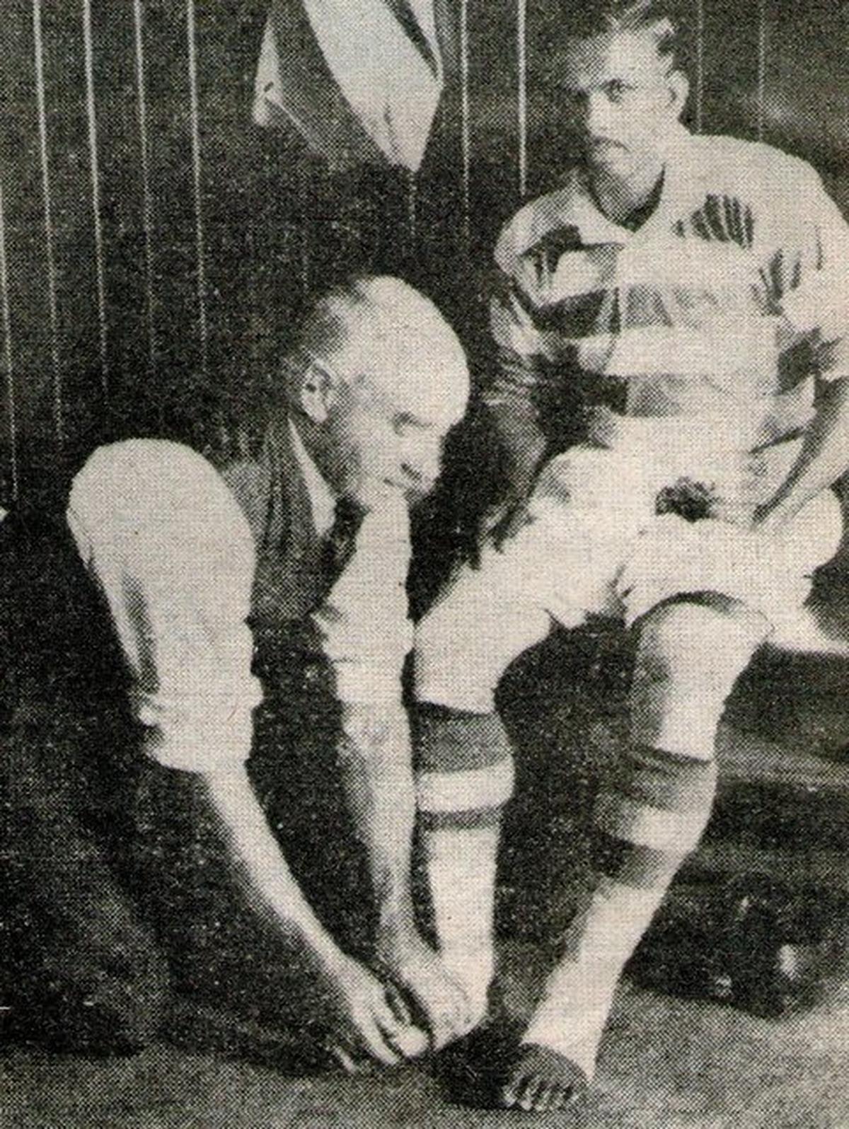 Salim earned the moniker ‘the Indian Juggler’ during his time in Scotland, with Daily Record publishing a powerful picture of Celtic’s famous trainer Jimmy McMenemy wrapping Salim’s bare feet and ankles with bandages before the game.