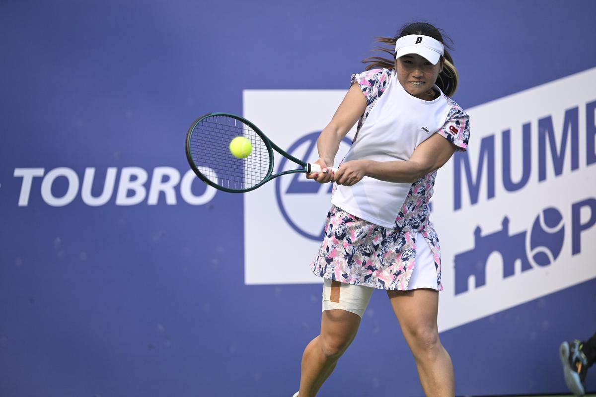 Misaki Matsuda usou voleios certeiros para derrotar Ankita sempre que o indiano recuava para trás da linha de base. Misaki Matsuda usou voleios certeiros para derrotar Ankita sempre que o indiano recuava para trás da linha de base.