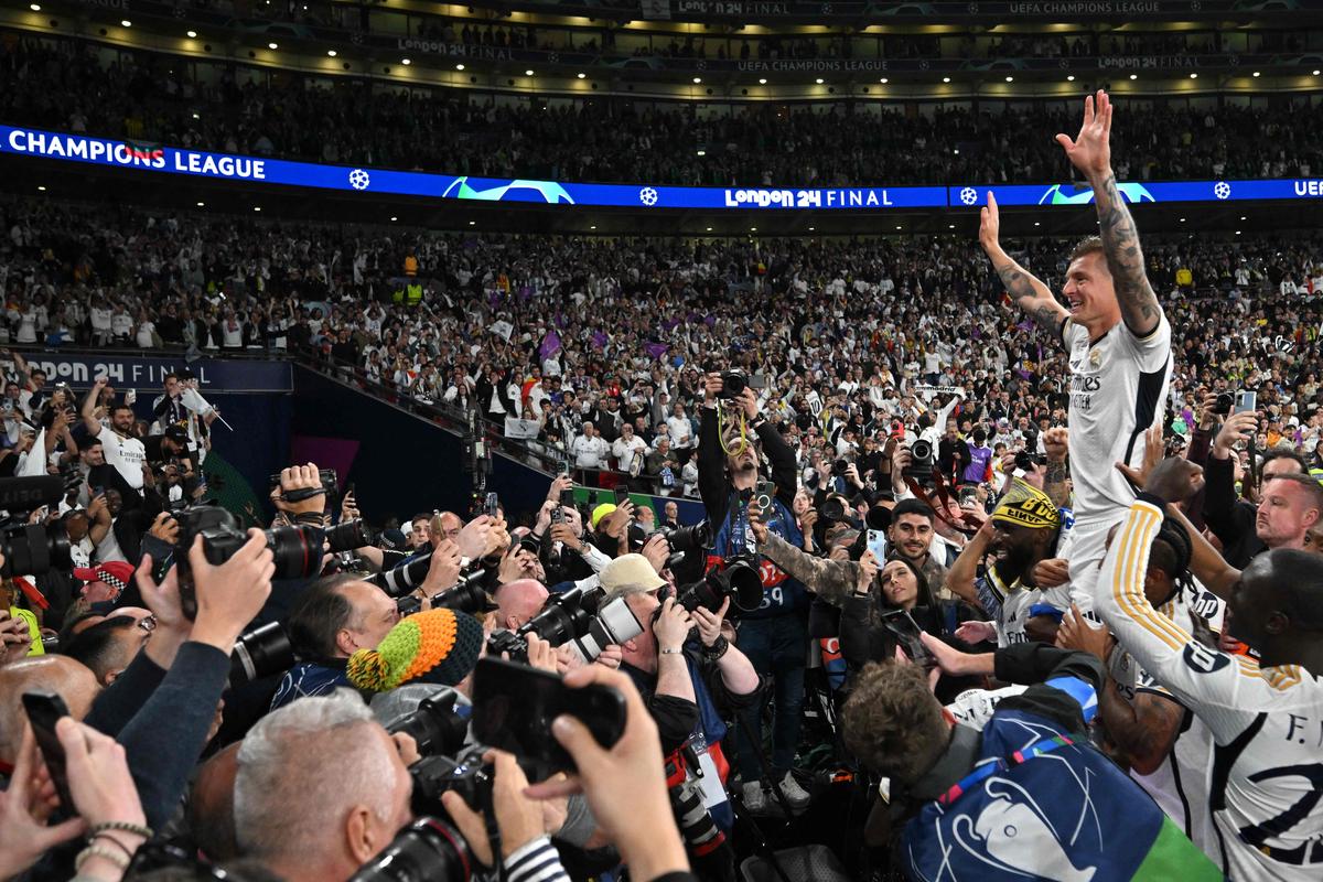 Last hurrah: Toni Kroos, competing in his final game before the Madridistas, joined Luka Modric, Nacho, Carvajal, and former player Paco Gento as the only players in history to win six European titles.