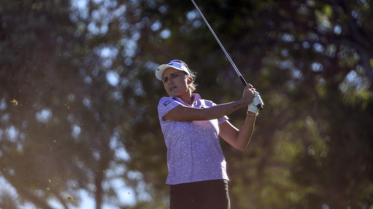 Lexi Thompson holds her own on PGA Tour in Las Vegas, Beau Hossler sets the pace