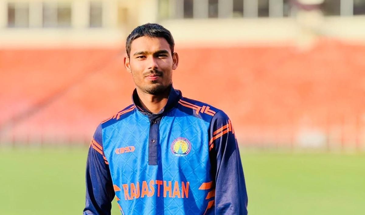 IPL नीलामी में चमका सीकर का लाल, लखनऊ टीम ने मुकुल चौधरी पर बरसाए ₹2.60 करोड़! IPL नीलामी में चमका सीकर का लाल, लखनऊ टीम ने मुकुल चौधरी पर बरसाए ₹2.60 करोड़!