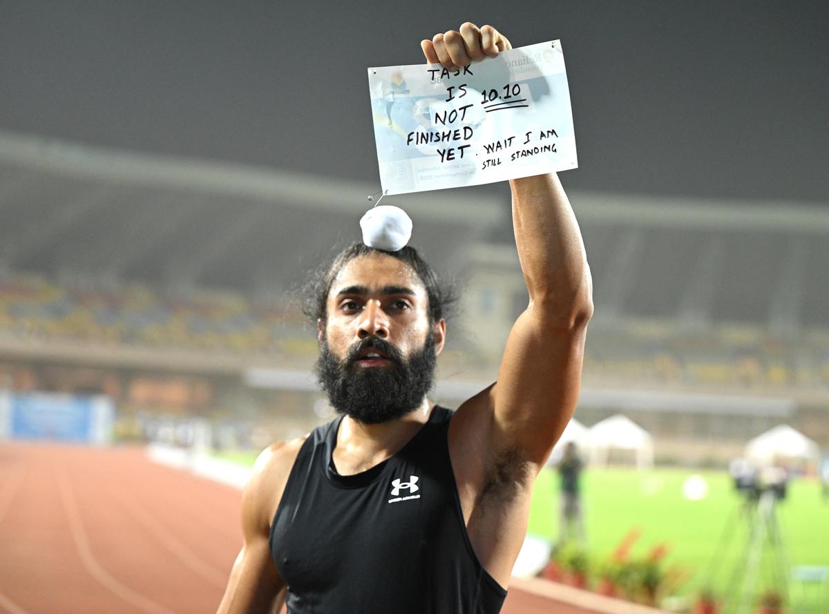 Gurindervir holds the note aloft that underlined his resilience to keep going and finally break the record. However, he maintained that he was not done yet.