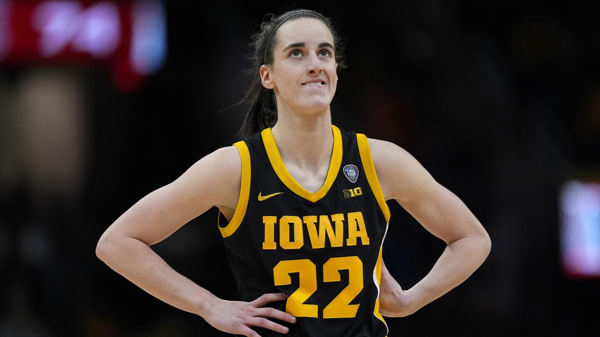 Caitlin Clark’s No. 22 to be retired during February ceremony at Iowa’s Carver-Hawkeye Arena