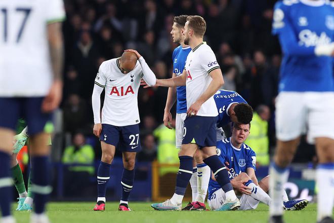 Spurs once again slipped in the race for top four after the late draw at Everton.