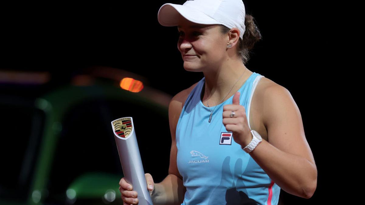 Ash Barty beats Sabalenka in three sets in Stuttgart final