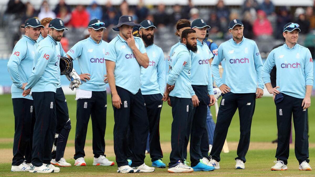 Seven members of England men's ODI team test positive for COVID-19