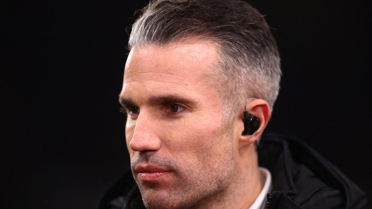 Robin Van Persie starts coaching journey on a sour note, loses opening game to Ajax