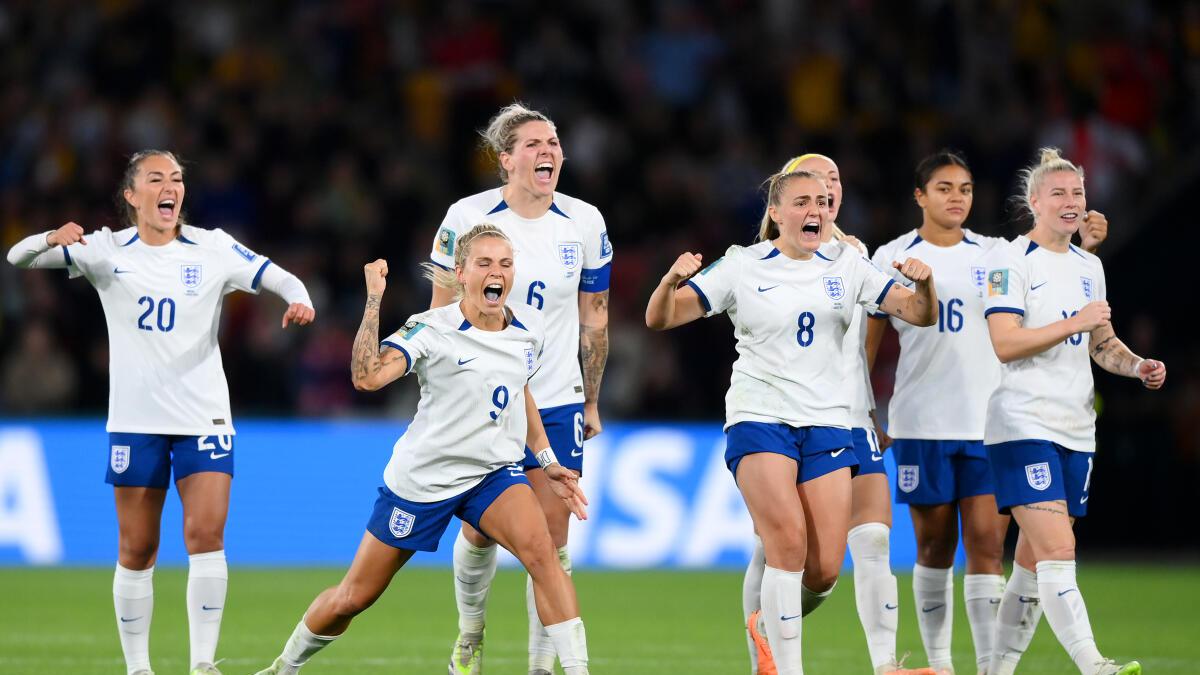 England advances over Nigeria on penalty kicks despite James’ red card at the Women’s World Cup