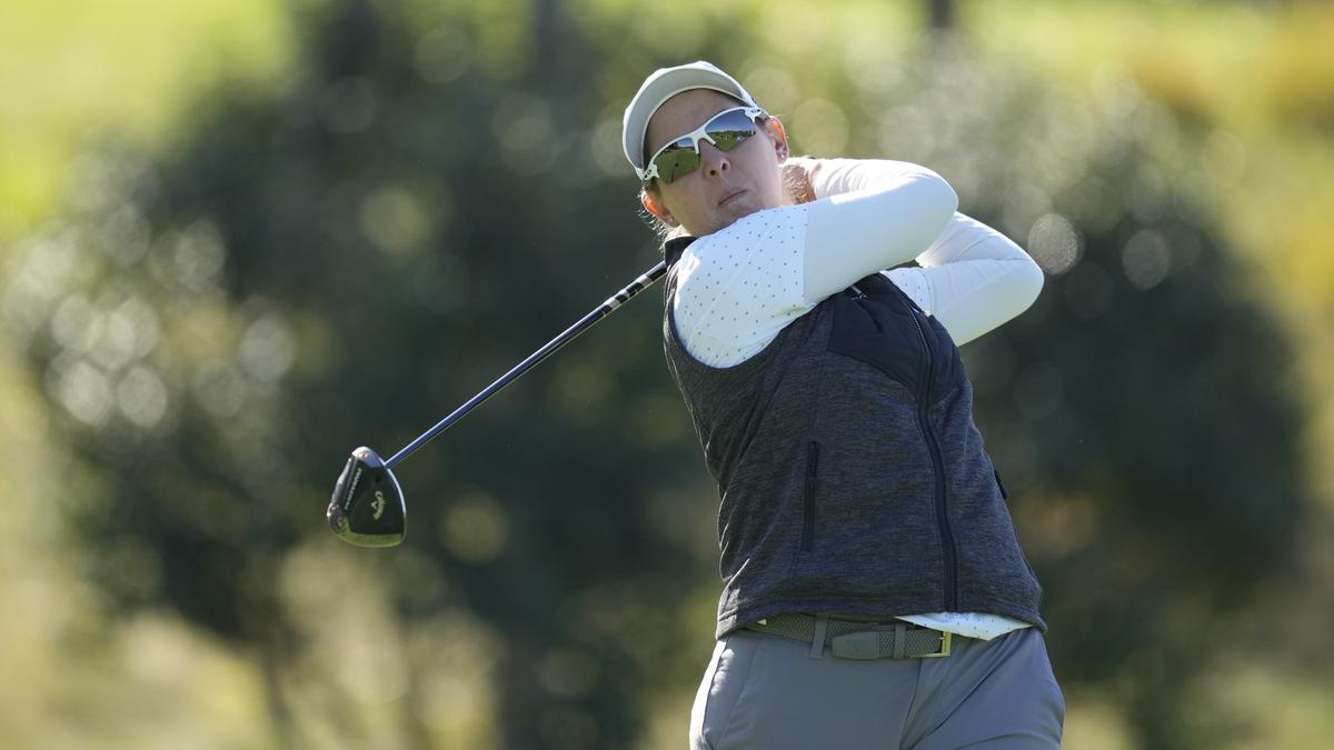 Buhai, Lee tied for third-round lead at the LPGA tournament in South Korea