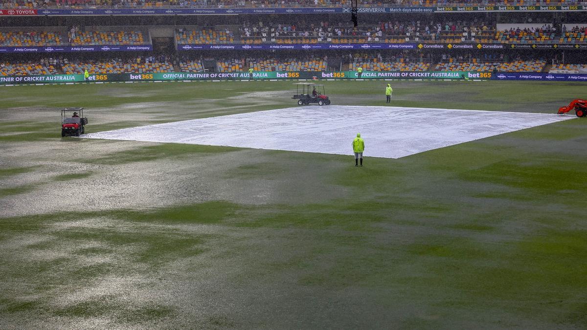 Brisbane Weather Forecast Live Updates, India vs Australia 3rd Test: Gabba Test set for light drizzle on second day; skies clear for now