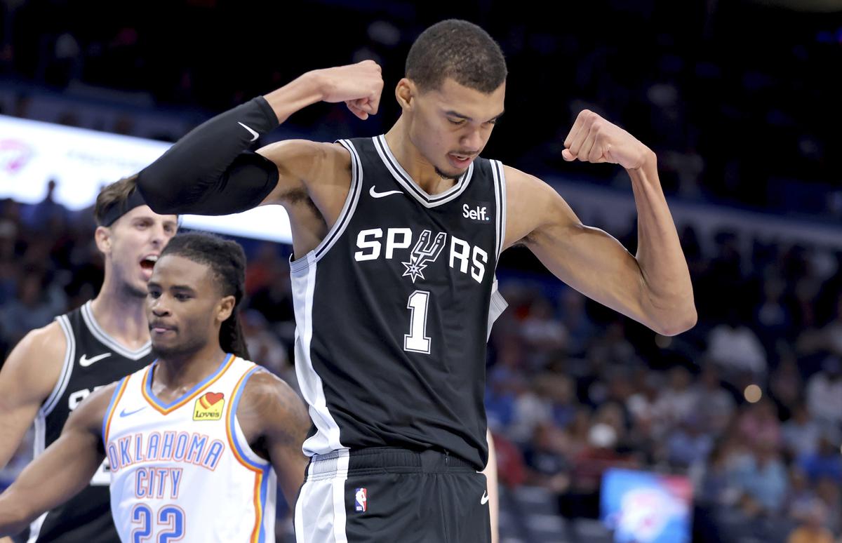 Rockets rally to top Spurs, who sat Wembanyama - The San Diego