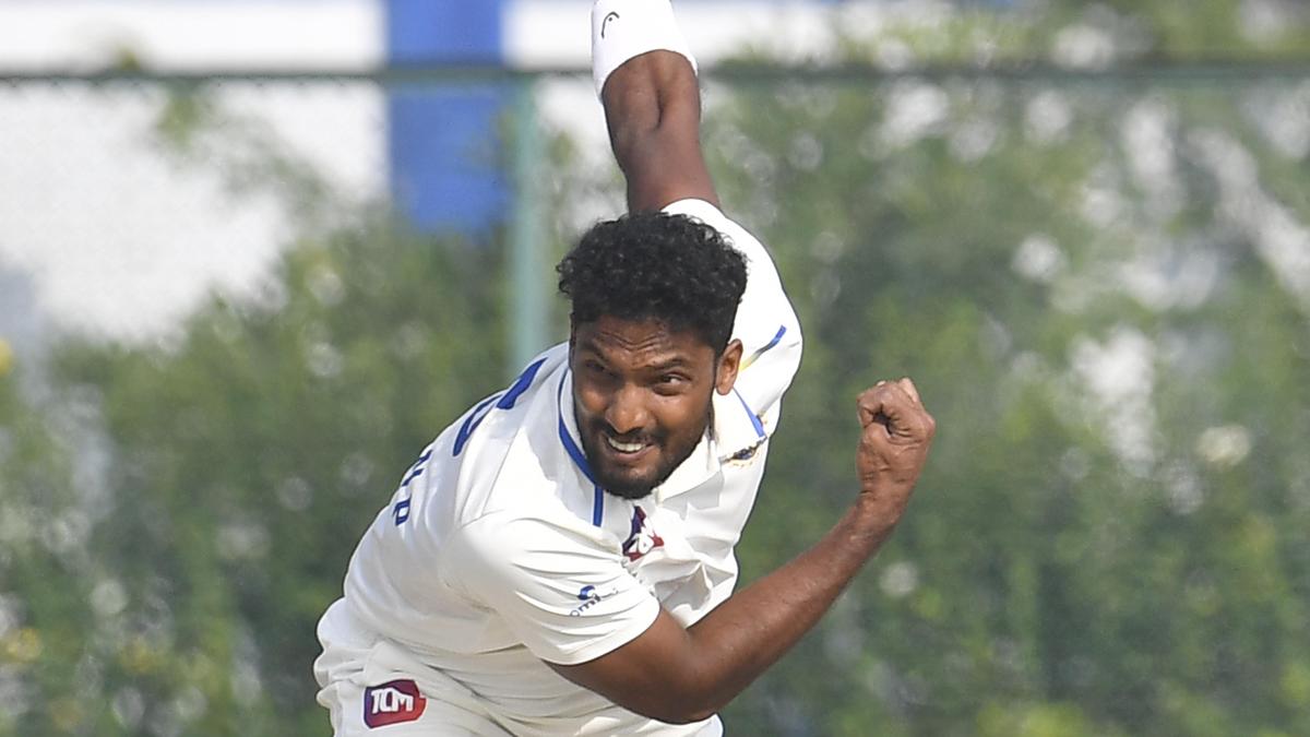 Ranji Trophy: Kerala bowler Basil suffers concussion, Edhen Apple Tom comes in as substitute
