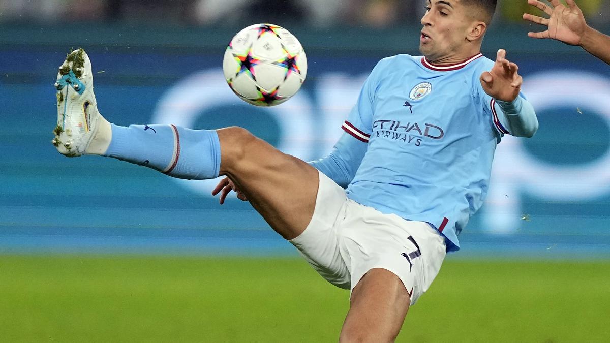 Transfer Deadline Day: Cancelo joins Bayern Munich from Manchester City