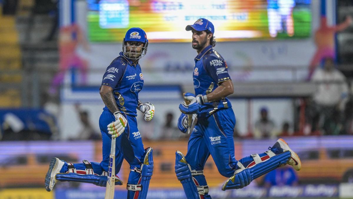 MI vs SRH, IPL 2026: Why is Mumbai Indians wearing black armbands against Sunrisers Hyderabad?