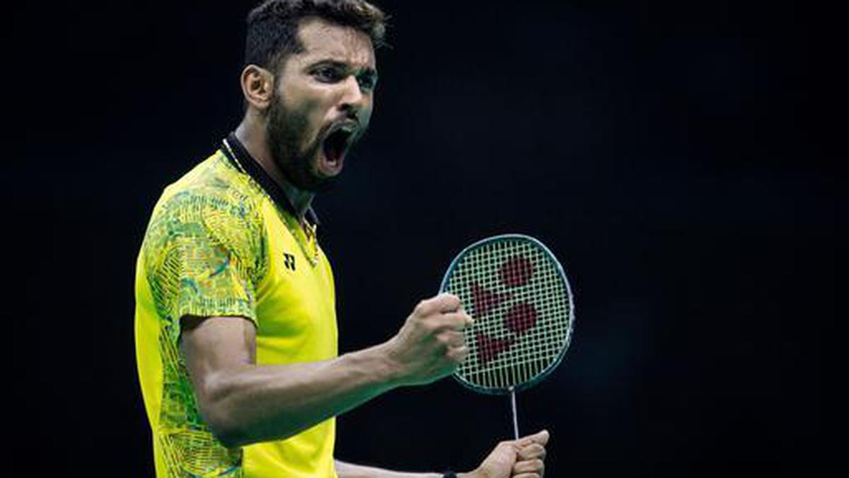 Indonesia Open: Prannoy stuns Lin Dan, Saina notches up easy win