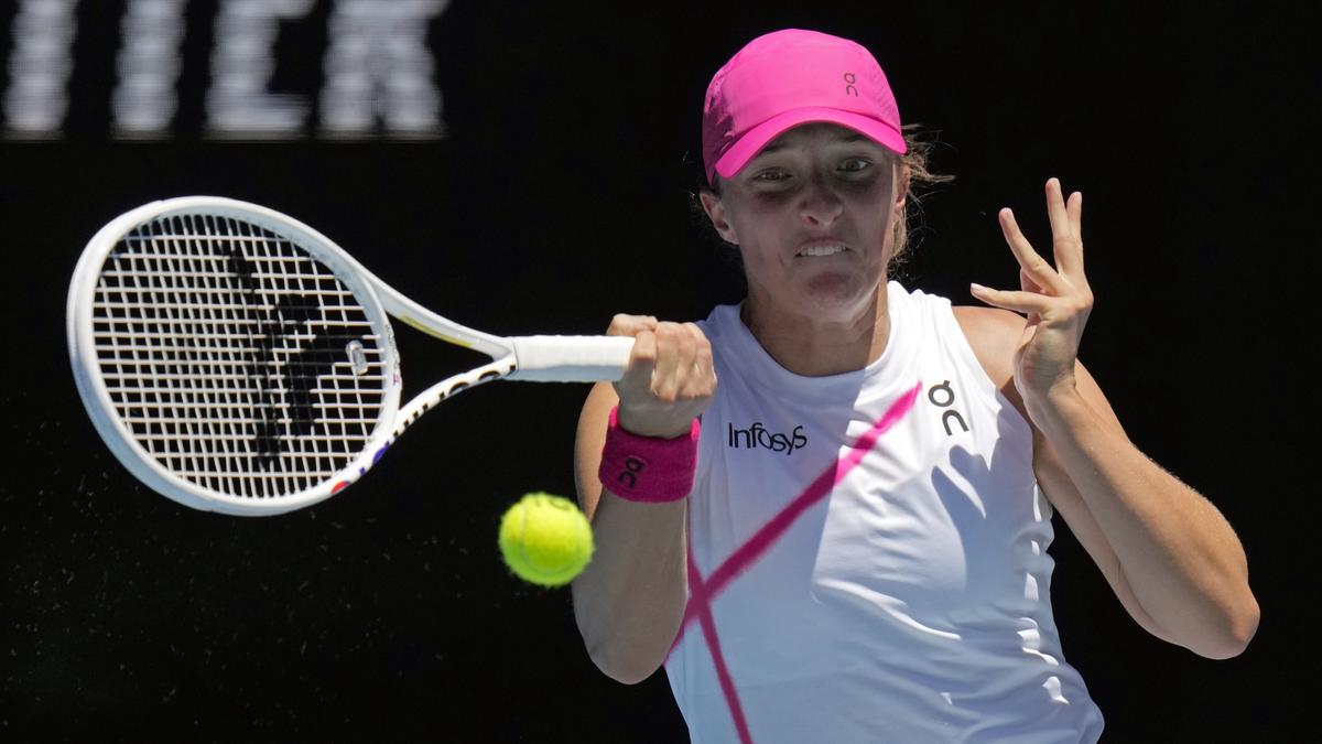 Australian Open 2024: Swiatek suppresses Kenin challenge to reach second round