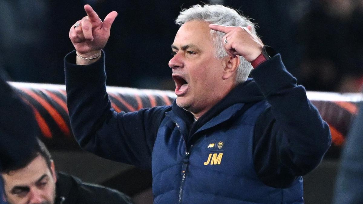 Jose Mourinho laments Roma’s injuries after loss at Atalanta