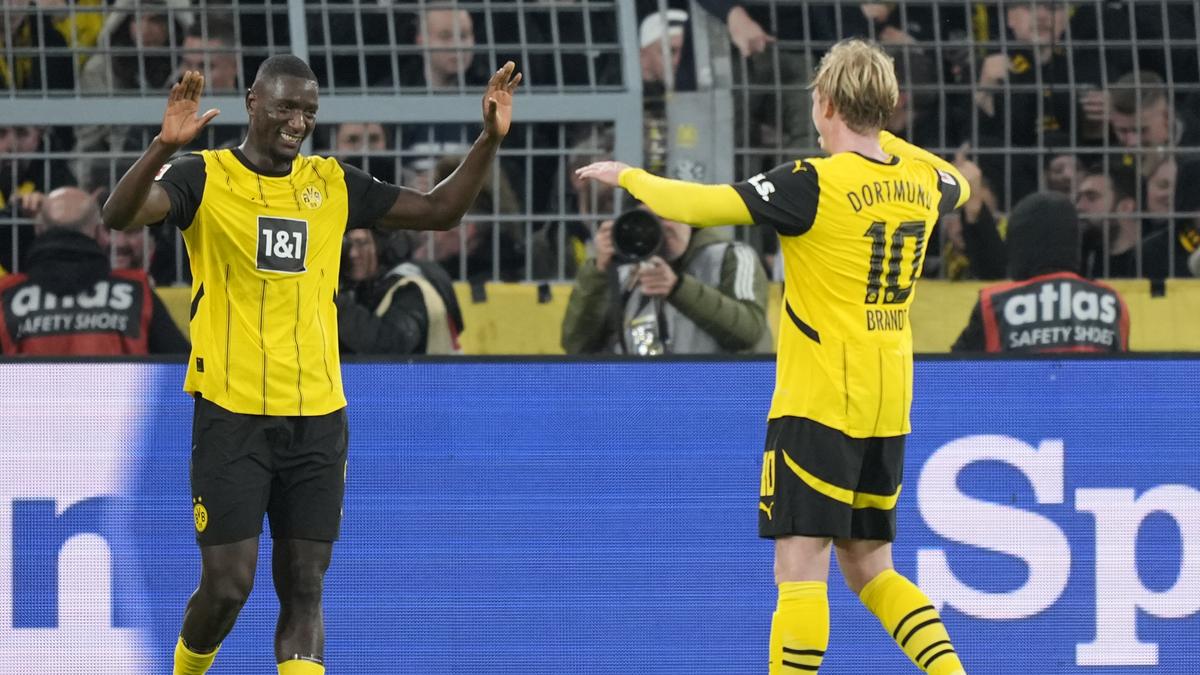 Dortmund Stages Epic Comeback to Snag Bundesliga Lead Over Leipzig