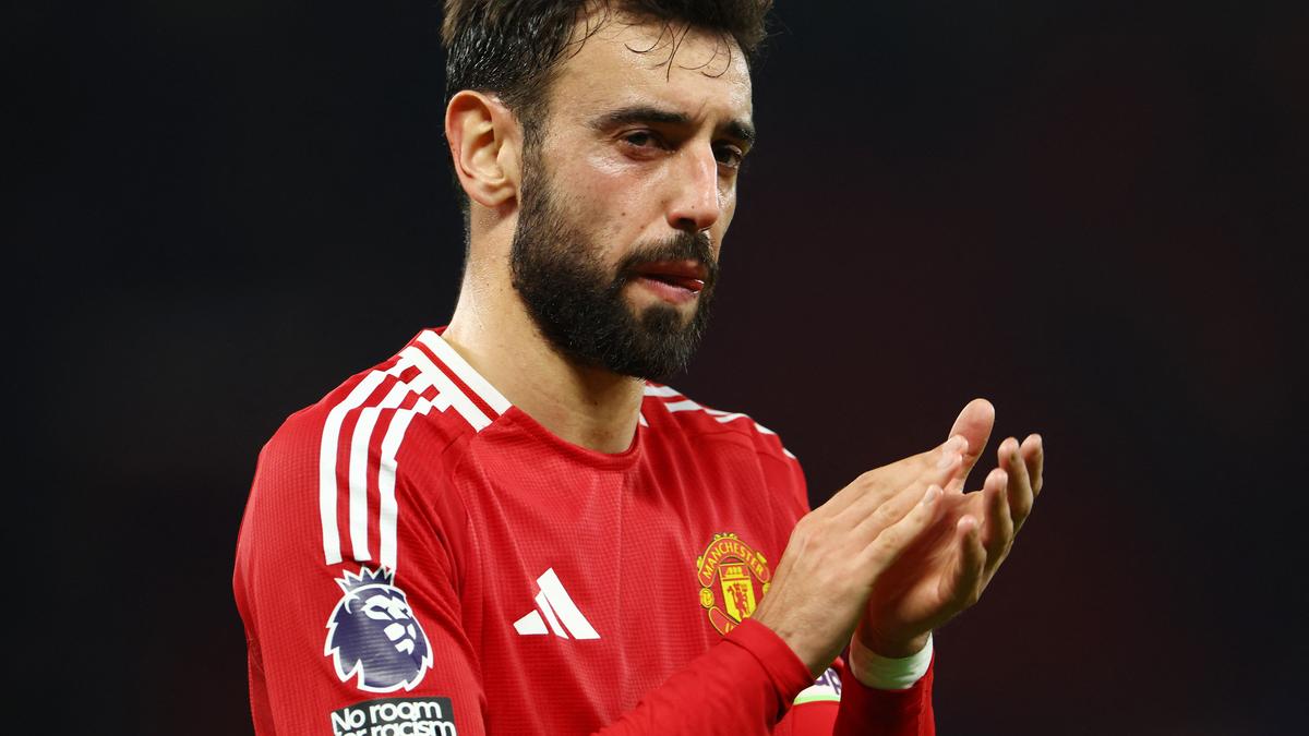 Bruno Fernandes felicitated for 250th match for Man United, scores against Leicester City in Premier League