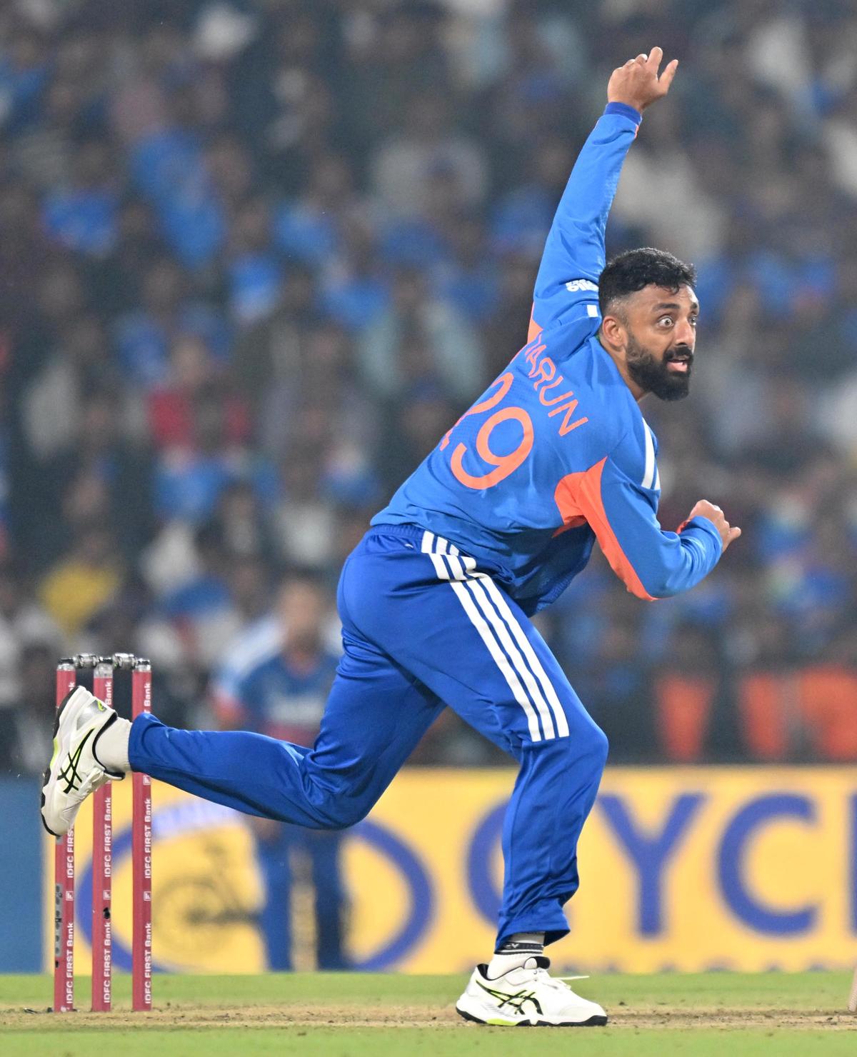 Varun Chakaravarthy é atualmente o jogador número 1 do T20I.