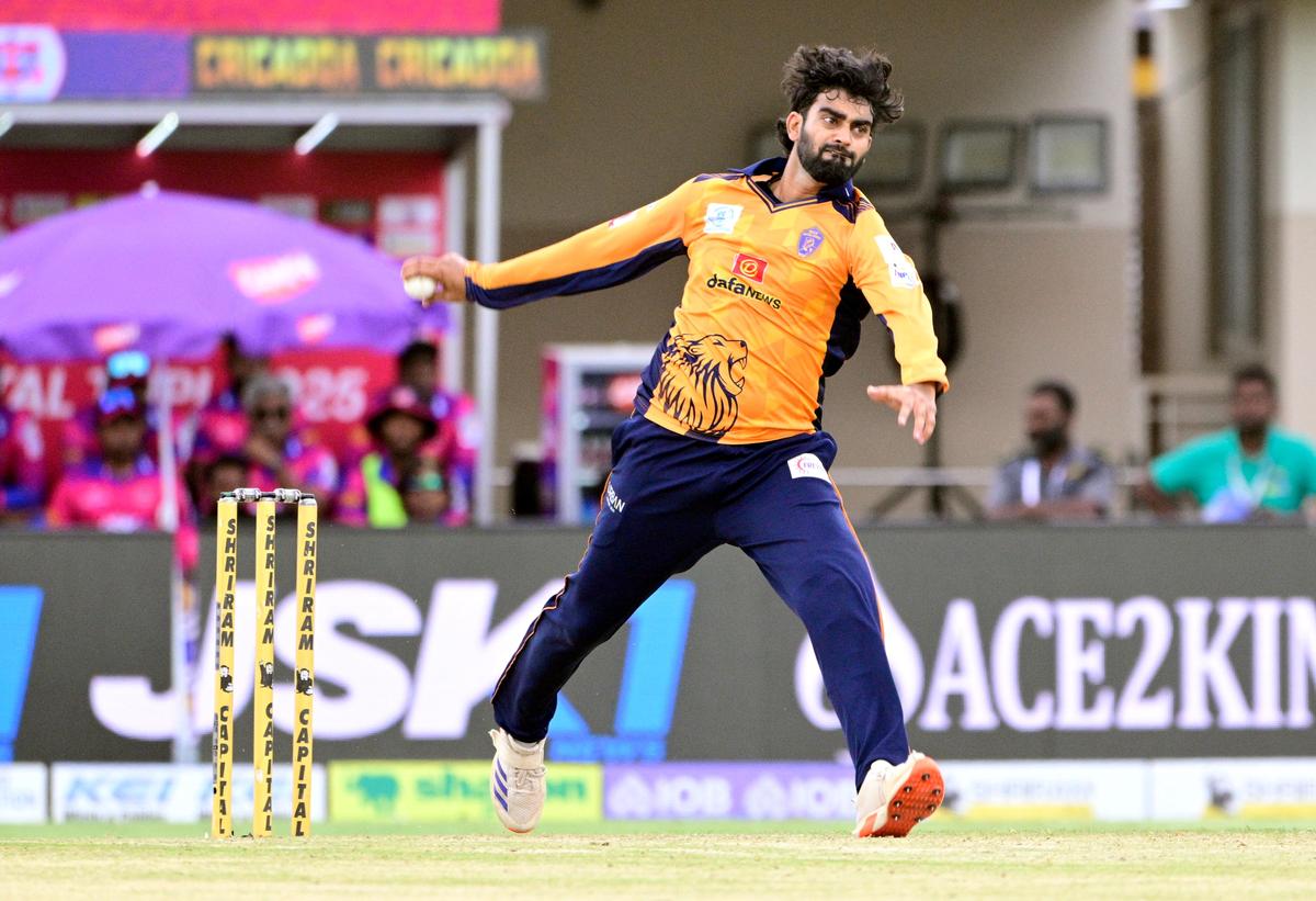 Sonu Yadav returned to the Tamil Nadu side for SMAT 2025 after a standout TNPL season, finishing as the tournament’s top wicket-taker with 16 wickets in seven games.