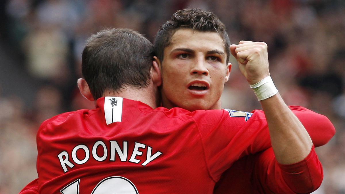 Rooney urges Manchester United forward Ronaldo to stay patient