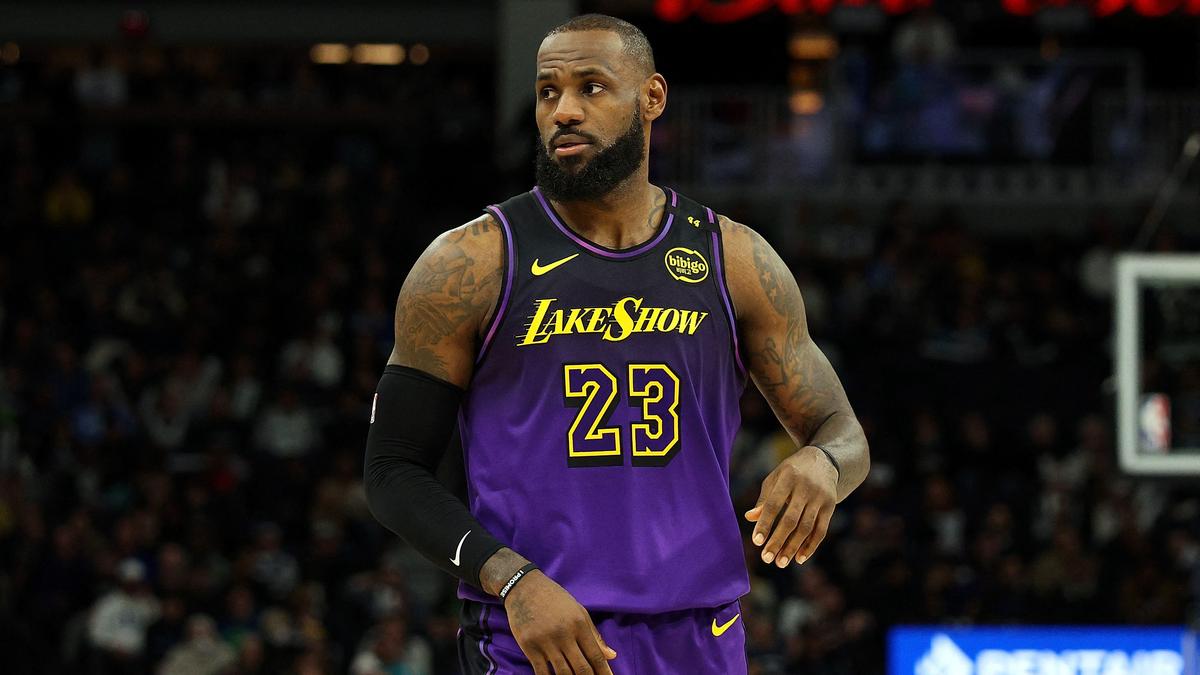 LeBron James struggles as Wolves humble Lakers; Jaylen Brown helps Miami beat Boston in NBA 2024-25