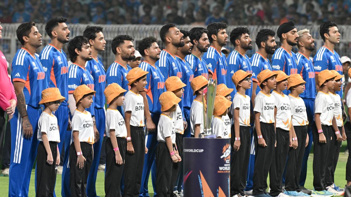 Sunil Gavaskar backs India to reach T20 World Cup 2026 final, but cautions against England’s IPL-hardened core